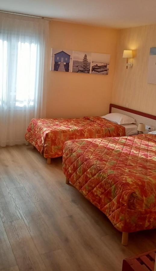 Hotel Sables D'O Et Son Restaurant Le 16 Bis เลส์ซาบล์-โดล็อนน์ ภายนอก รูปภาพ